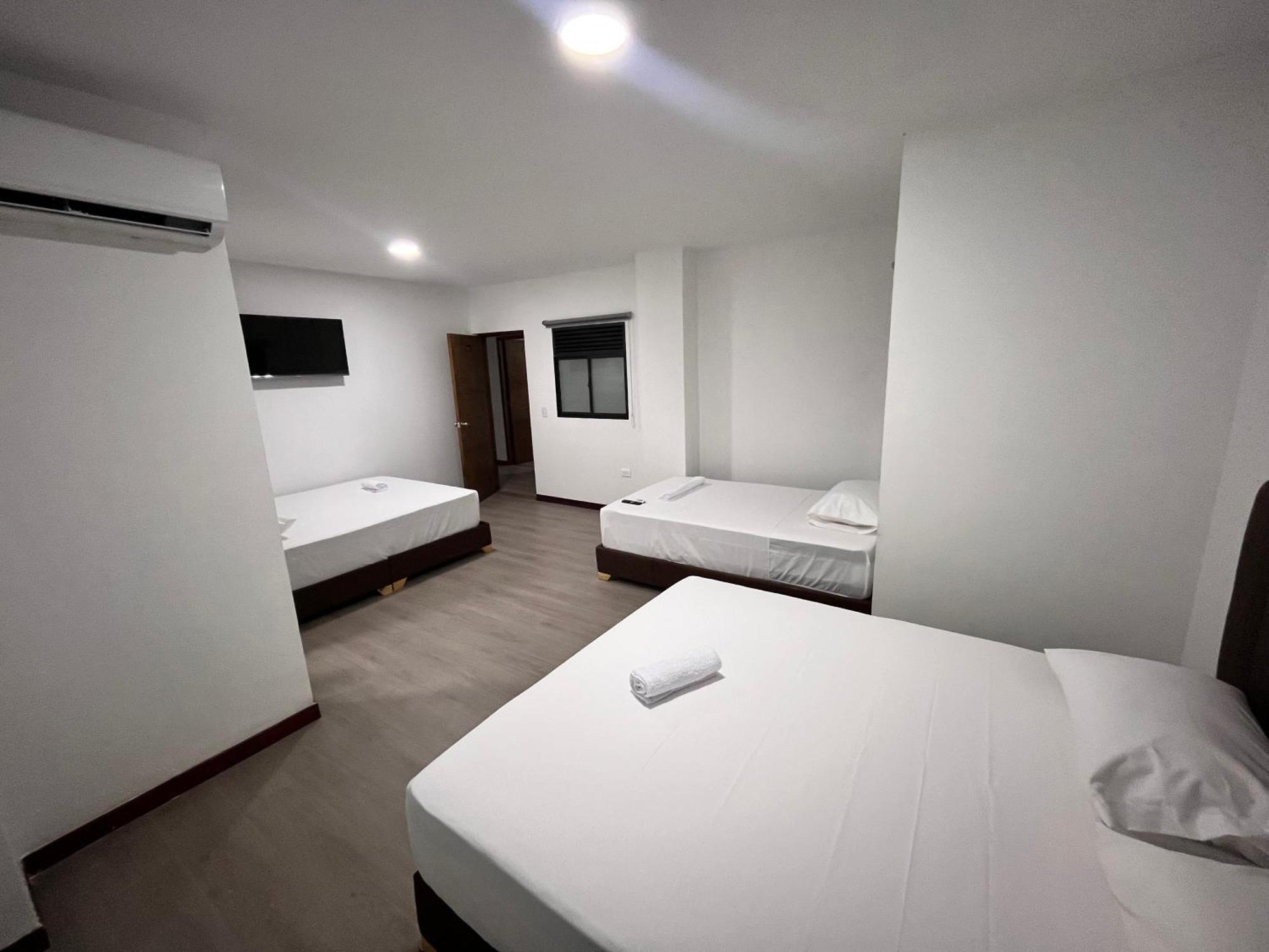 מדיין Hotel Gallery By 70 מראה חיצוני תמונה