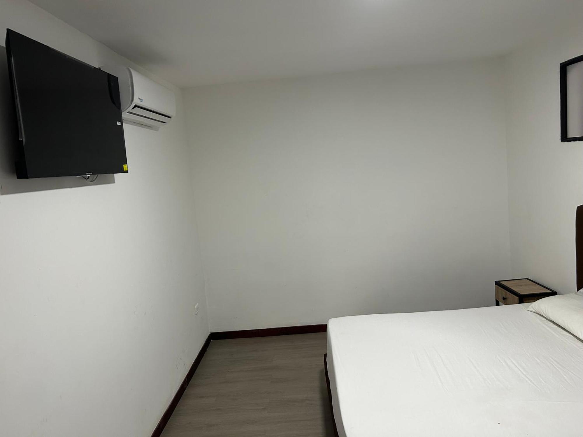 מדיין Hotel Gallery By 70 מראה חיצוני תמונה